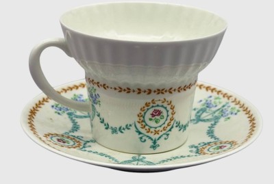 Auktion 374<br>Tasse und Untertasse 