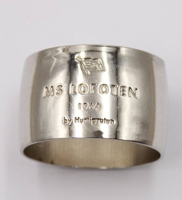 Auktion 374<br>Metall-Serviettenring der Hurtigruten-Fähre MS Lofoten von 1964, 2,5cm [1]