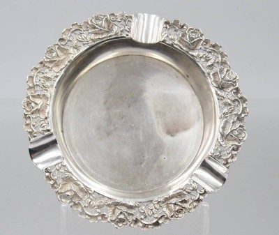 Auktion 374<br>835er Silber-Ascher, 89gr., H-2cm D-12cm [1]