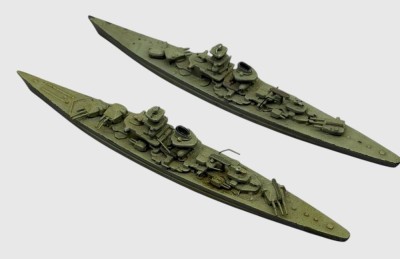 Auktion 374<br>2x Wiking Kriegschiffe, Blei, L-19 cm, Fehlteile [1]