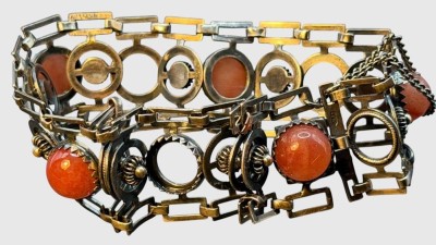 Auktion 374<br>Silber -875- (Russland) Armband mit Karneol?, Sicherheitskette, L-18 cm, 23,4 gr [1]