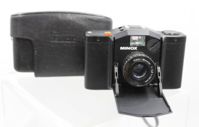 Auktion 374<br>Minox 35 GL, analoge Kleinbild-Sucherkamera, in Bereitschaftstasche, Funktion nicht geprüft [1]