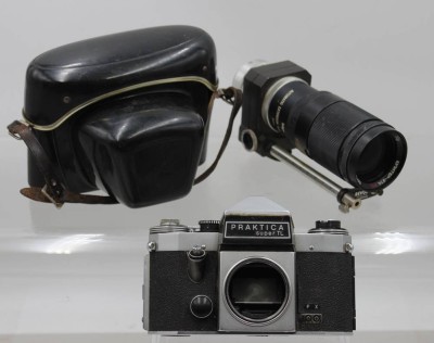 Auktion 374<br>Gehäuse Praktica super TL u. sowjetisches MC Jupiter-37A 3,5/135 mm Teleobjektiv, Altersspuren, Funktion nicht geprüft [1]