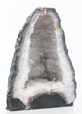 Auktion 374<br>kuppelförmige Achat-Druse, ca. H-18cm, ca. 2 Kg [1]