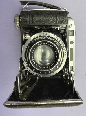 Auktion 374<br>Balgenkamera 