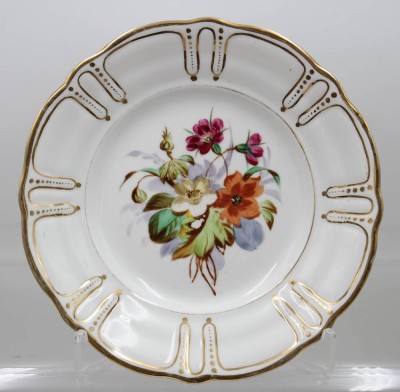 Auktion 375<br>dekorativer Teller, Carl Tielsch, um 1900, Blumenmalerei, ca. D-24,3cm [1]