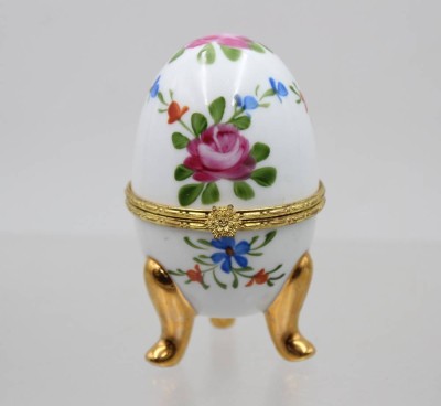 Auktion 375<br>eiförmige Zierdose, Limoges ?, florales Dekor, ca. H-10cm [1]