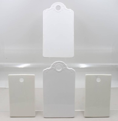 Auktion 375<br>4x Frühstücksbretter in weiß, älter,  ca. 20 x 12cm und 26,5 x 14,5cm [1]