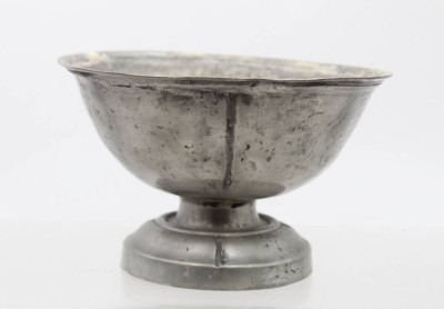 Auktion 375<br>Fussschale, Zinn, alter ?, ca. H-10,2cm D-16cm, Altersspuren [1]