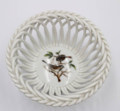 Auktion 375<br>kl. Korbschale, Herend, Dekor Rothschild,  ca. H-3,5cm D-9cm [1]