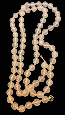 Auktion 375<br>Rosenquartz Perlenkette, L-80 cm, Perlen D-0,8 cm, ohne Schliesse, ca. 62 gr. [1]