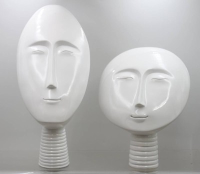 Auktion 375<br>Paar moderne Büsten, wohl Kunstharz, ca. H-40 und 29,5cm [1]
