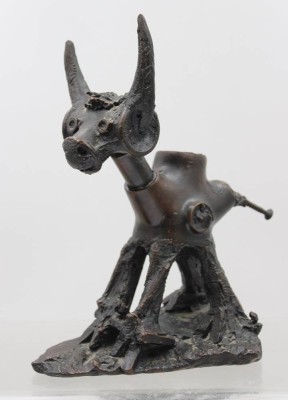Auktion 375<br>schwere Bronz, Stier, signiert Roman Johann STROBL (1951), ca. 5,5Kg, H-24,5cm [1]