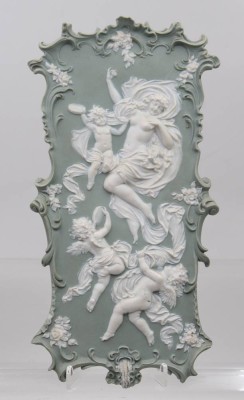 Auktion 375<br>Jugendstil-Wandbild, Jasperware, 1x bestossen, ca- 29 x 15cm [1]