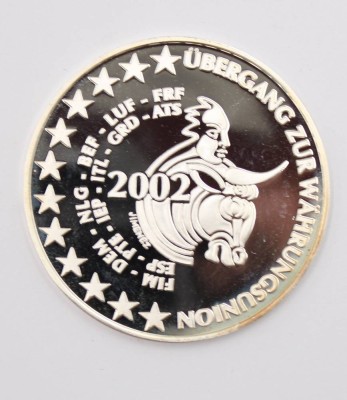 Auktion 375<br>Gedenkmedaille „Übergang zur Währungsunion“, 2002, Silber, ca. 18gr., D-3,8cm [1]