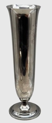 Auktion 375<br>plated Vase auf  gefüllten Stand, H-21 cm [1]