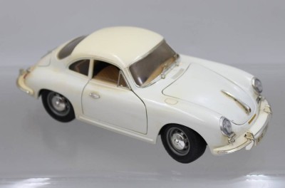 Auktion 375<br>Bburago Porsche 356 B Coupé (1961), 1:18 [1]