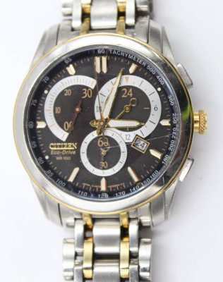 Auktion 375<br>Armbanduhr, Citizen Eco-Drive Chronograph, WR 100, Quarz, Werk läuft, Tragespuren, D-3,9cm [1]