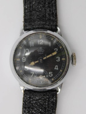 Auktion 375<br>vintage Armbanduhr, Thiel, Handaufzug, Werk läuft, D-3cm, Alters-u. Tragespuren [1]