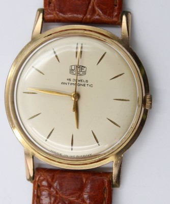 Auktion 375<br>Vintage-Armbanduhr, Ruhla, Handaufzug, Werk läuft, D-3,6cm [1]