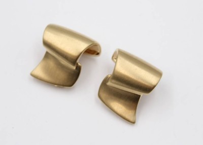 Auktion 375<br>Paar Ohrclips, Pierre Lang, goldfarben, L-2cm [1]