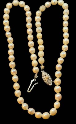 Auktion 375<br>Perlenkette mit Goldschliesse-585-, L-48 cm, D-0,5 cm, in Etui [1]