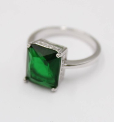 Auktion 375<br>Sterling-Silber-Ring, grüner, Stein, 4,4gr., RG 57 [1]