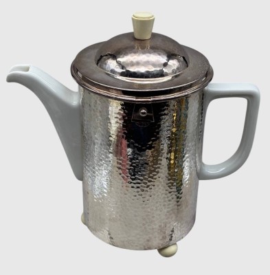 Auktion 375<br>Porzellan-Kaffeekanne in versilb. Ummantelung 