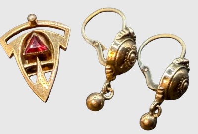 Auktion 375<br>Paar kl. Biedermeier Schaumgold-Ohrhänger, kl. Jugendstil-Schieber, Double [1]