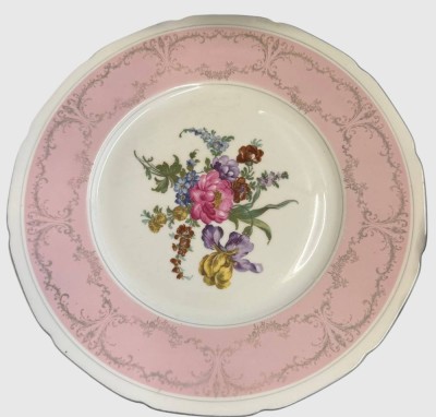 Auktion 375<br>grosser Zierteller, Blumendekor, rosa Fahne, Tschechoslowakei, D-27,5 cm [1]