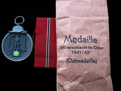 Auktion 375<br>Ostmedaille, ungetragene Erhaltung mit Band und orig. Tüte [1]