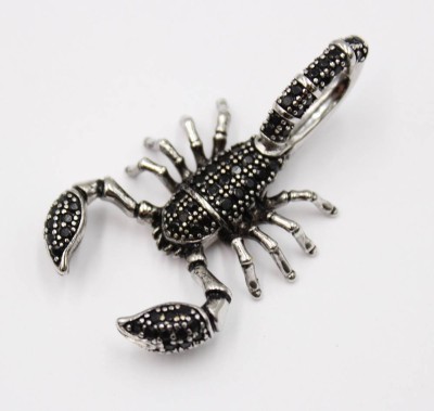 Auktion 375<br>gr. figürl. Silber-Anhänger, Skorpion, wohl Onyxbesatz, 12,9gr., L-5cm [1]