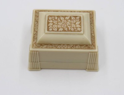 Auktion 375<br>vintage Art-Déco-Schmuck- oder Ring-Präsentationsschatulle, USA, ca. H-4cm B-7cm T-5cm [1]
