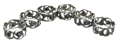 Auktion 375<br>6x kl. Serviettenringe Silber-835-, Rosenmuster, D-1,9 cm, 14 gr [1]