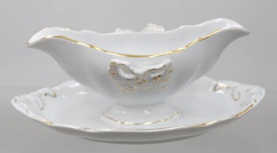 Auktion 375<br>weiße Porzellansauciere mit Goldrand , Villeroy &Boch, älter, ca. H-10cm B-28cm [1]