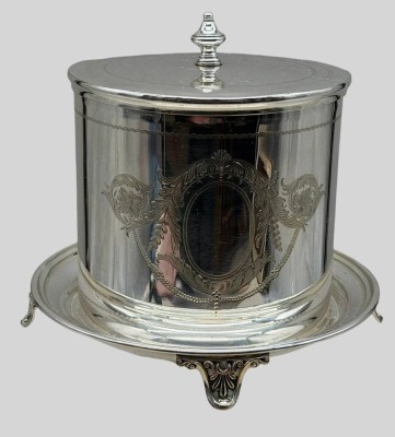 Auktion 375<br>Sammlungsauflösung, eine antike, versilberte Keksdose, Elkington & Co., ca. H-16cm ca. D-18,5cm, Versilberung erneuert [1]