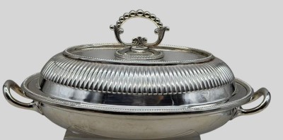 Auktion 375<br>Sammlungsauflösung, antike versilberte Servierschale, PAGE KEEN & PAGE PLYMOUTH, älter, 3tlg.,  ca. H-12,5cm B-31,5cm T-21cm, Versilberung erneuert [1]