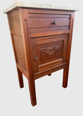 Auktion 375<br>kl. Nachtschrank, Vollholz mit Marmorplatte, guter Zustand, H-70 cm, 36x45 cm [1]