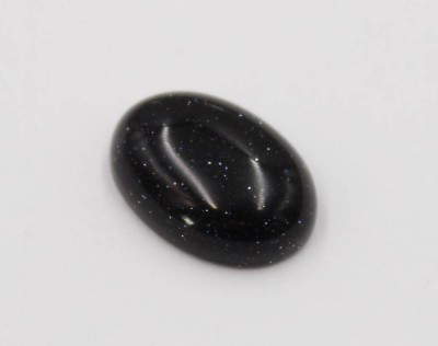 Auktion 375<br>ovaler Cabochon aus blauem Goldfluss, ca. 5 Karat [1]
