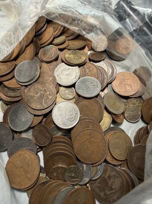 Auktion 375<br>div. Münzen, hpts Europa, unsortiert, ungeprüft, ca. 2,08 kg [1]