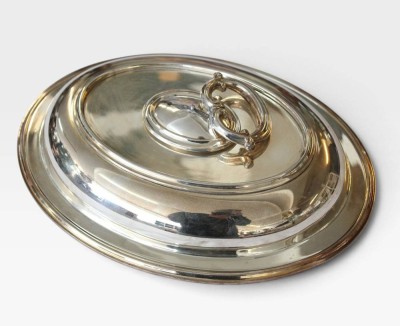 Auktion 375<br>Sammlungsauflösung, antike Servierschale, versilbert, Wechselgriff defekt, EPNS, ca. H-8cm B-28cm, Versilberung erneuert [1]