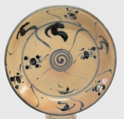 Auktion 375<br>kl. antikes Schälchen, China, D-10,5 cm, wohl 18.Jhd [1]