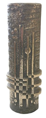 Auktion 375<br>brutalistische Zylinder-Vase aus gegossenem Edelstahl aus der „Steel Art“-Serie von Olav Joff für Polaris Fabrikker in Sandnes, Norwegen, aus den 1960er- bis 1970er-Jahren, H-21 cm [1]