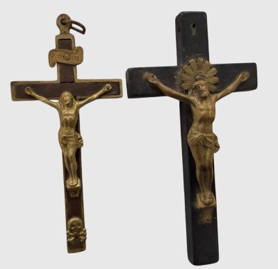 Auktion 375<br>3x verschieden grosse Brustkreuze, von 10-13,5 cm [1]
