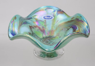 Auktion 376<br>Kunstglas-Fussschale, Joska, ca. H-9,5cm D-18,5cm [1]
