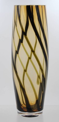Auktion 376<br>hohe Kunstglasvase, bernsteinfarben mir dunklen Streifen, ca. H-40cm [1]