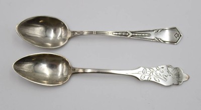Auktion 376<br>2x div. 800er Silber-Kaffeelöffel, zus. 28gr., L-14cm [1]