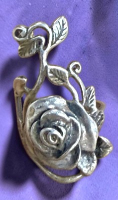 Auktion 376<br>Silberring mit Rosenmuster-925-, RG 60, 8,07 gr [1]