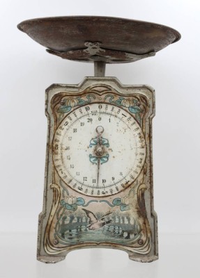 Auktion 376<br>defekte Wirtschaftswaage, Jugendstil, Altersspuren, ca. H-32cm [1]