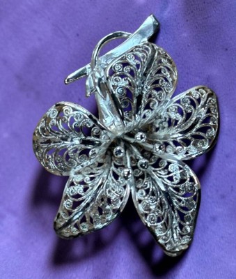 Auktion 376<br>Filigrane Blätterbrosche, Silber-835-, 8,49 gr, 5x3,5 cm [1]